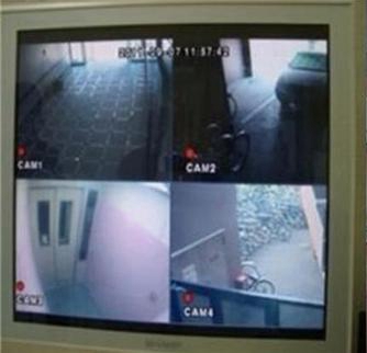 每一晚與老公「親熱」的時候,總是覺得「怪怪」的,當我裝上「監視器」後才發現事實!差點哭死!