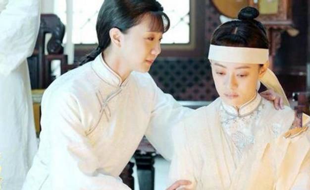 她「18歲守寡」被慈禧收為乾女兒!獨自打拚成「中國女首富」卻在42歲去世,原來她就是!...