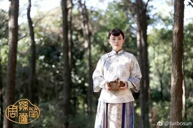 她「18歲守寡」被慈禧收為乾女兒!獨自打拚成「中國女首富」卻在42歲去世,原來她就是!...