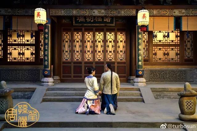 她「18歲守寡」被慈禧收為乾女兒!獨自打拚成「中國女首富」卻在42歲去世,原來她就是!...