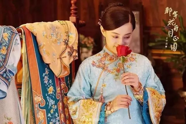 她「18歲守寡」被慈禧收為乾女兒!獨自打拚成「中國女首富」卻在42歲去世,原來她就是!...
