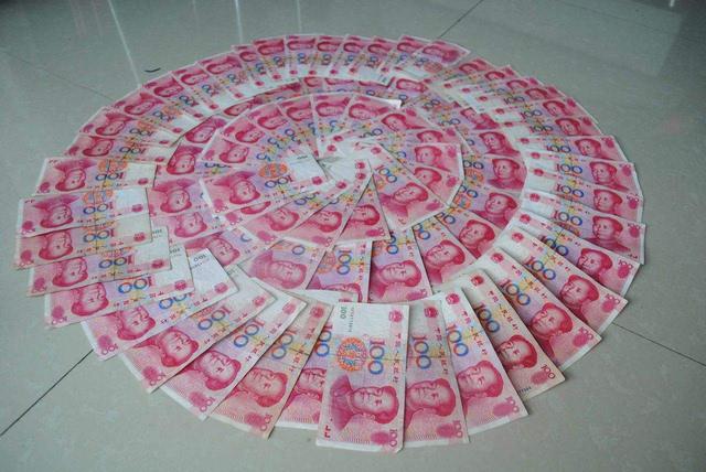 收12萬彩禮後去準婆婆家吃飯,無意間聽到一席話,我立馬退婚