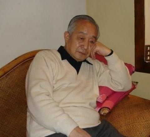 60歲農村老漢娶32歲小寡婦,一天一條大蛇爬出後嬌妻失蹤,員警調查後真相驚人!