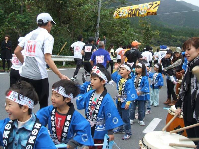 小學生就能自己 搭電車上學!日本人最重視的 5種品德教育,徹底打臉台灣「成績至上」的體製...