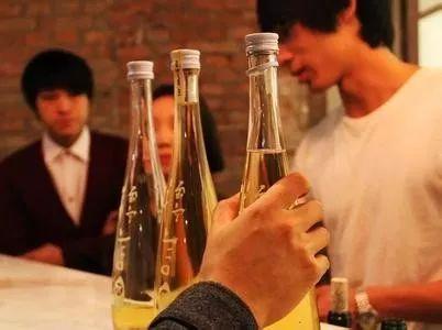 經常這個地方「抽筋」的人,不是無緣無故的,都怪它們!