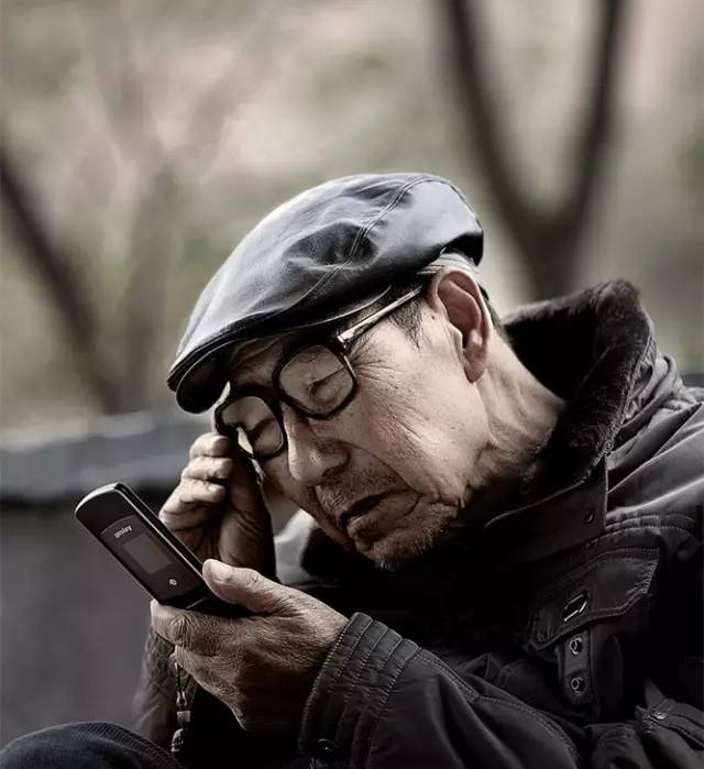 出租屋內,兩男一女,震撼億萬人!