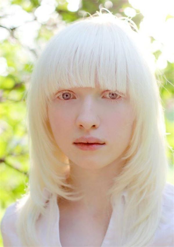 烏克蘭18歲女模雪白外表驚為天人，當她睜開雙眼的時候…根本是天使下凡！ 