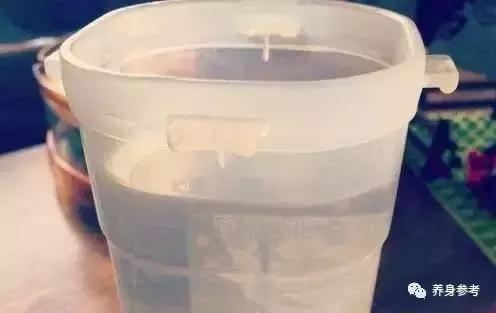 早上第一杯水喝什麼,全世界的醫生都推薦它!對抗21種病~