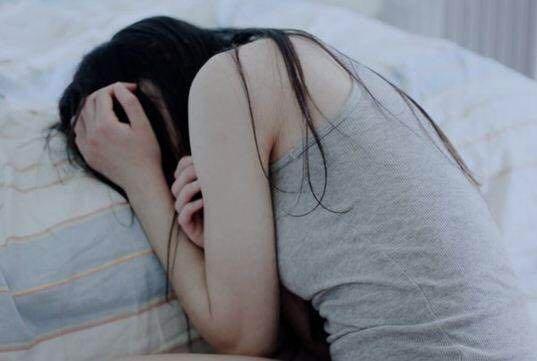 老公知道我懷了別人的孩子還堅持娶我,孩子出生後我讓他滾