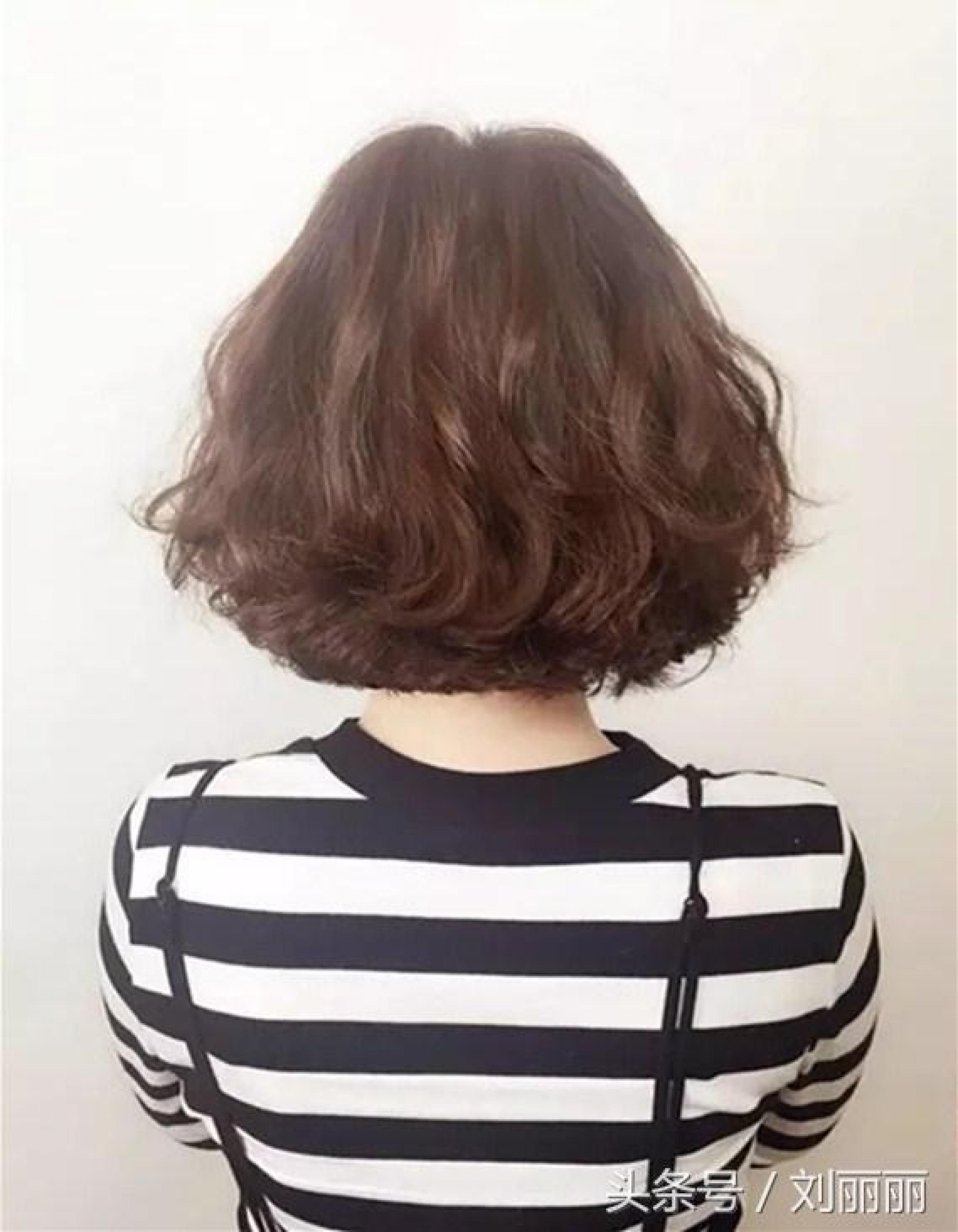 最适合中年女人的发型~2018赶紧选一个适合你的吧