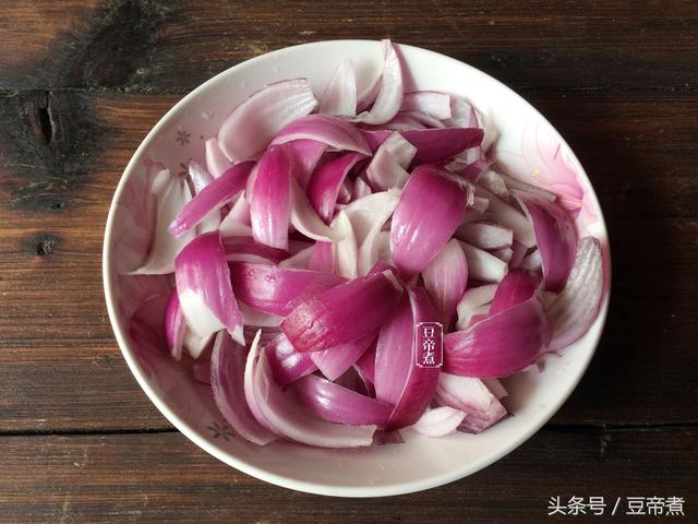 男人要多吃這個菜,特別是冬天的時候,不感冒給身體血管做次清理