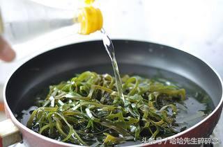 2分鐘快速泡發香菇、木耳、腐竹等乾貨 用這個方法再也不用等了