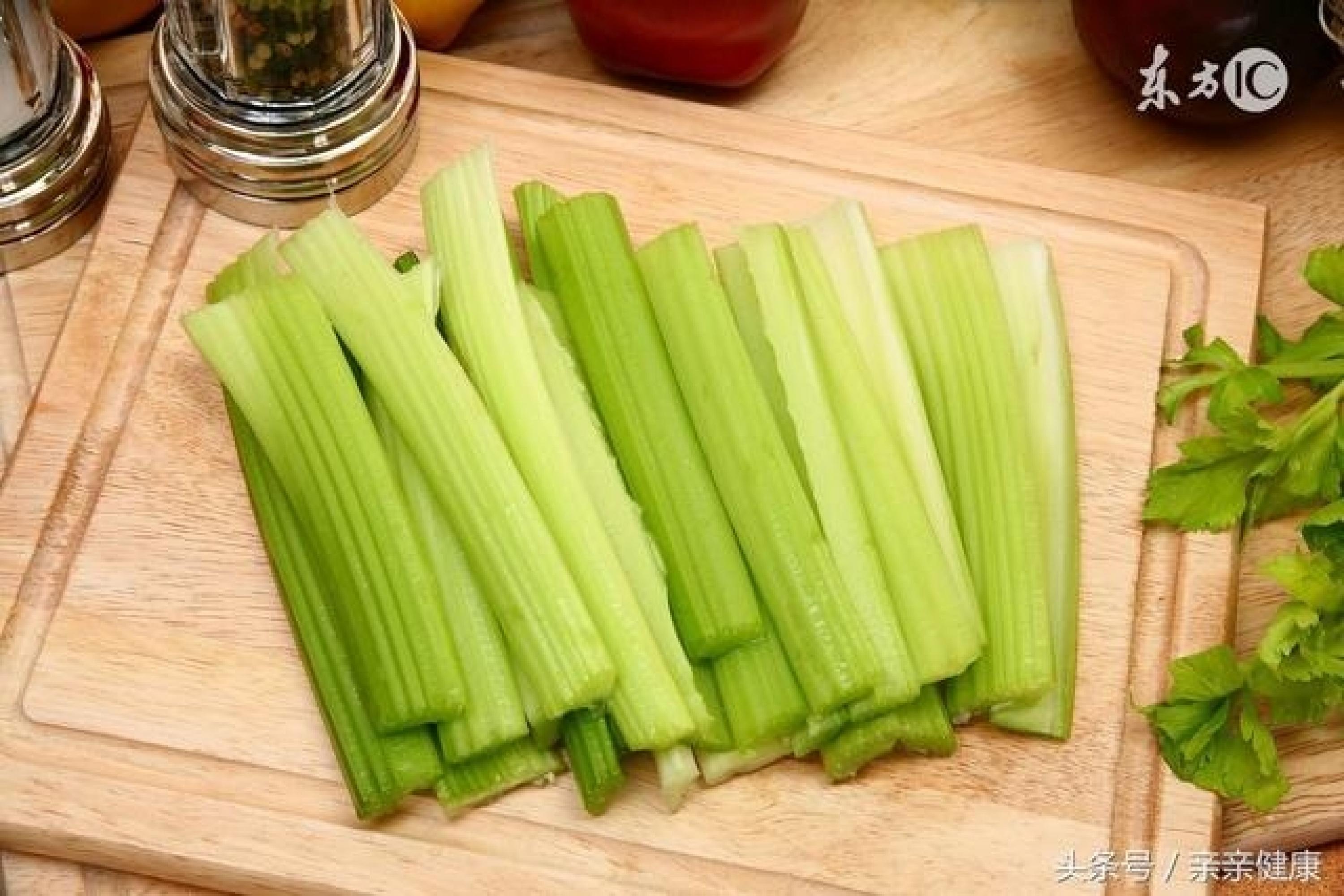 芹菜是蔬菜界的「滅肝火高手」，但千萬別與「它」一起吃，後果很嚴重。。 EZP9 生活網