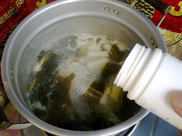 兒子最愛吃這道菜,1天吃2頓都吃不膩,吃了後漲身高,還能防近視