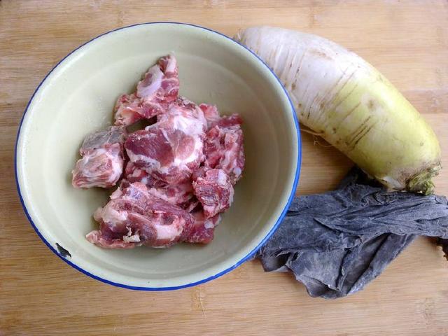 兒子最愛吃這道菜,1天吃2頓都吃不膩,吃了後漲身高,還能防近視