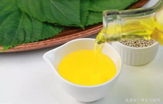 醫生提醒:有這四個症狀,可能是腸癌早期,3件事,再難也要堅持