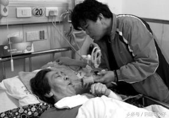 吃完鄉下婆婆做的早餐後,媳婦馬上吐了,結果卻造成了致命的誤會