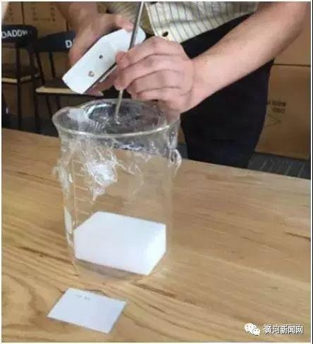 這東西甲醛超標50倍!很多人家廚房裡還在用,你家中槍了嗎?