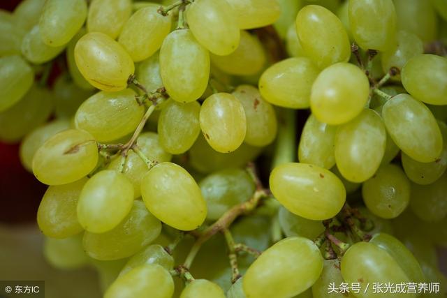 紫葡萄、紅葡萄、白葡萄功效各不同,常吃身體有哪些變化?