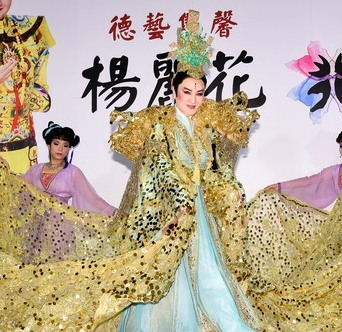 72岁杨丽花「遭婚变」财产没分到半毛!赔光33年青春她宣布:重出江湖