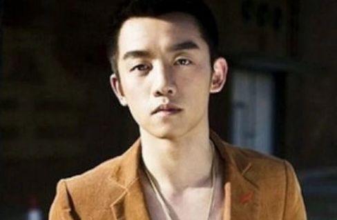 陳赫:這是我18歲,鄧超:這是我的,張衛健:你看我的!全體沉默