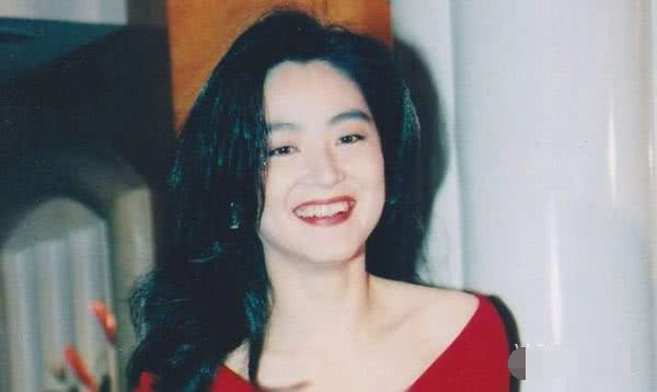 63歲林青霞被曝與邢李原離婚,丈夫在外有新歡或因她未能生出兒子! -雪花新聞