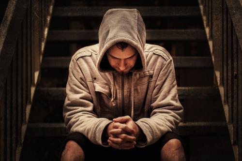 心理學家:如果一個人常將這4句話掛在嘴邊,說明他有抑鬱症傾向