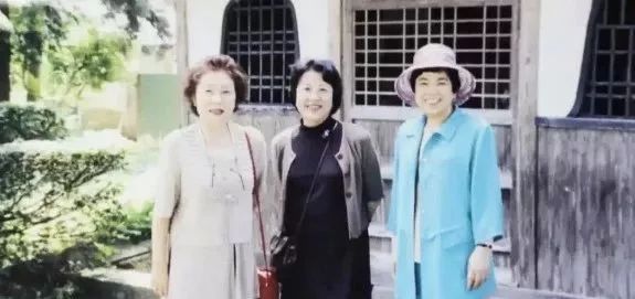 誰說一定要結婚才能到老? 7位單身奶奶「買屋同居10年」過得比誰都幸福