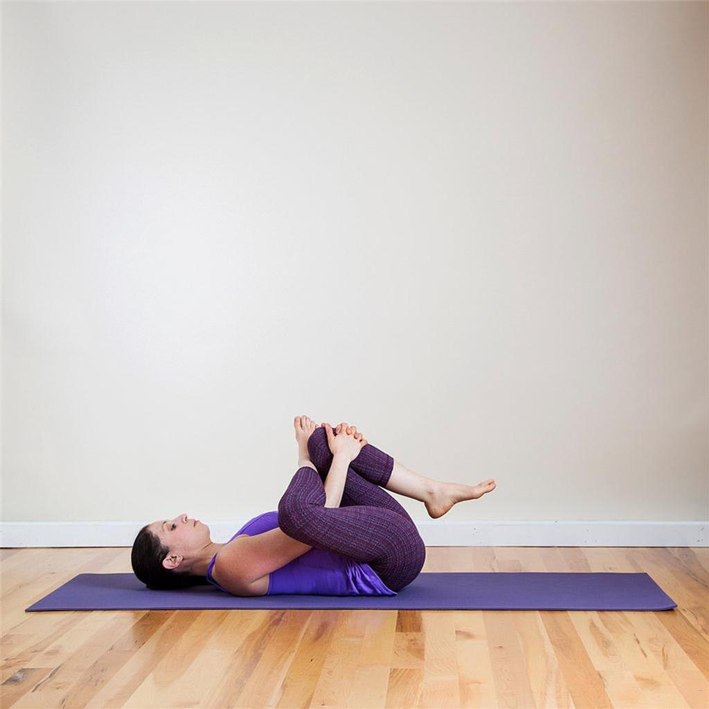十分钟超简单瑜珈伸展 放松你运动后紧绷的臀腿肌肉