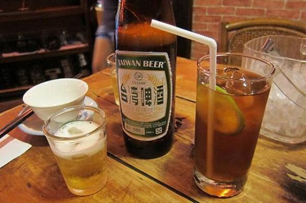 喝酒时吃这道菜居然会得肝癌,我们却都拿来当下酒菜在吃.太笨了!