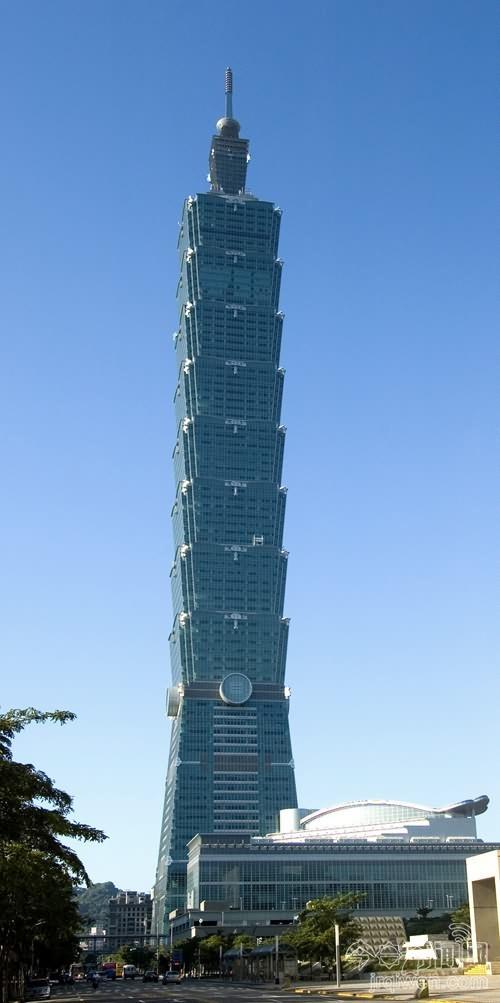 如今的台北,台北101的摩天大楼,标志性建筑.