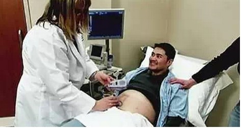 首例男性子宮移植成功！男人終於可以生小孩啦！！！看這過程有夠神奇...