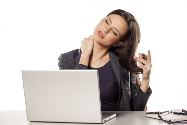 腰酸背痛、肩颈酸痛的原因! EZ生活分享