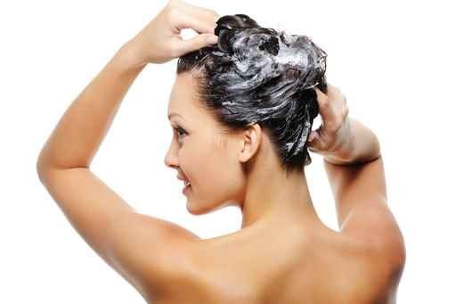 女性經期洗頭會加重痛經或致脫髮嗎