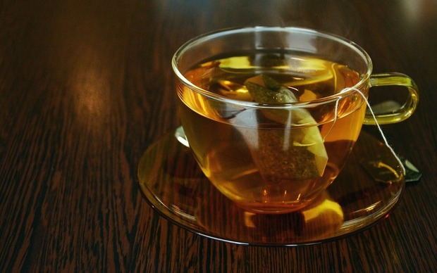 這5種飲品「空腹」喝最傷胃!原來「胃潰瘍」就是這麼發生的,第一個你一定常喝!