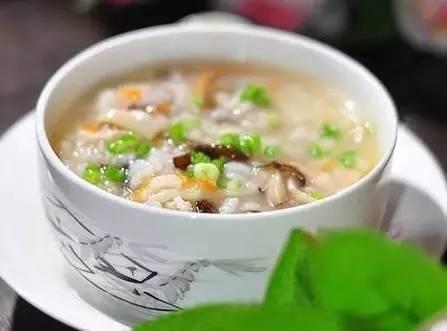 血管堵,疾病生!疏通血管就用這2種水果2款粥2款湯