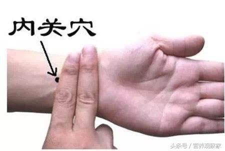 人體有一個「美人穴」,每天按一按,年輕10歲很容易