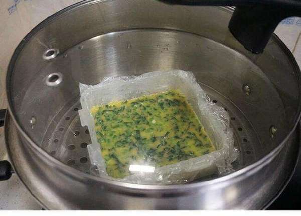 「菠菜」別除了炒就是煮!做成這樣子的,家裡人每人多吃了半碗飯,實在太好吃了!