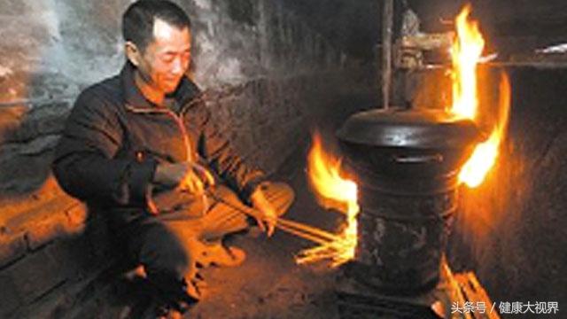 慢性胃炎,病在胃,根在腎,1個「小方」溫腎補胃,根治胃炎