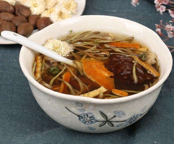 小小一粒竟是「排毒之王」,每天喝一次,排煙毒,清肺毒, 十年煙毒瞬間排得一幹二淨!