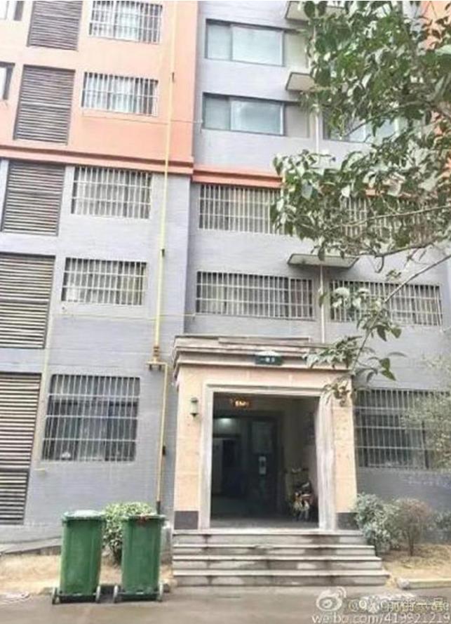 她受困電梯「被活活餓死」過1個月才被發現,電梯裡竟全是她的....現場景象讓人快嚇瘋!