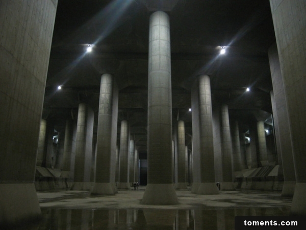 首都圈外郭放水路，位於日本埼玉縣春日部市國道16號下的排水工程，世界最大級的下水道。翻攝自新注音新聞