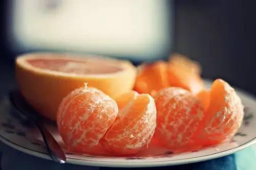 橘子、橙子、柚子它們長得像，營養可差了十萬八千里~~~