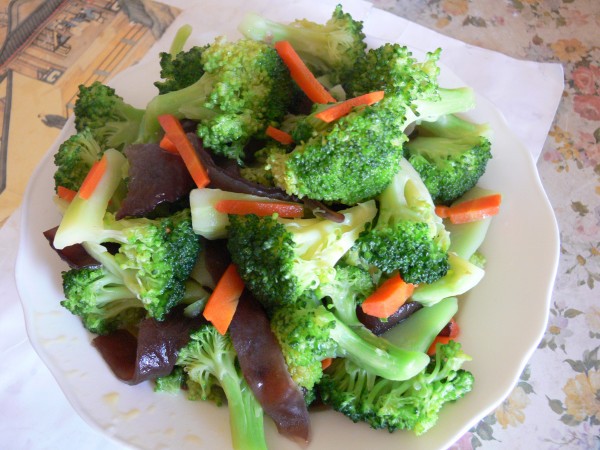 原來這11種「鹼性食物」可以幫助你青春永駐！花椰菜、冬瓜、豆腐…太多了自己看！