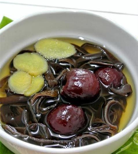血管清道夫-黑木耳紅棗甜湯 這個貌不起眼的甜湯，真的出乎意料，好好吃哦 ^-^
