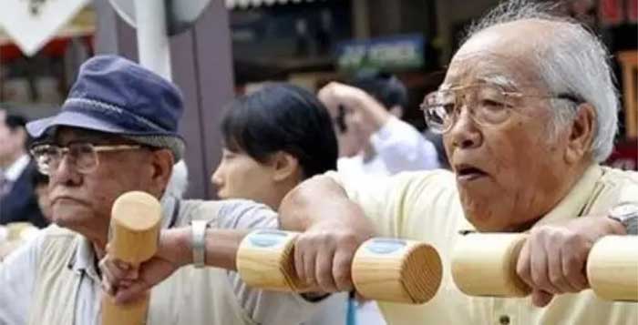 日本人活百歲卻「沒得老人痴呆」的11個秘訣！趕緊分享出去！