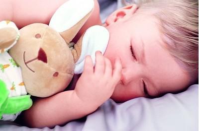 寶寶「睡不安穩」的原因竟然都被大家忽略了．．．其實超簡單呀~凌晨根本不需要起床安撫寶寶！