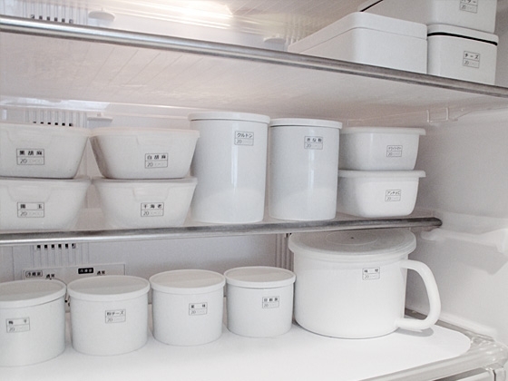 廚房收納的訣竅② 收納容器用白色＆有統一感的東西