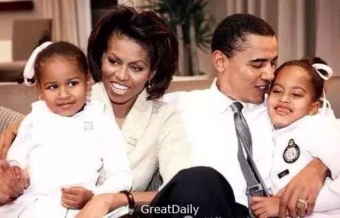 她19歲懷孕，22歲離婚，再婚又患癌症，卻把孩子培養成美國總統!