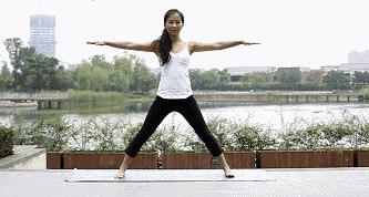8式經典瑜伽腰、肚子、腿都能練到，練瑜伽必備體式，一定收藏！